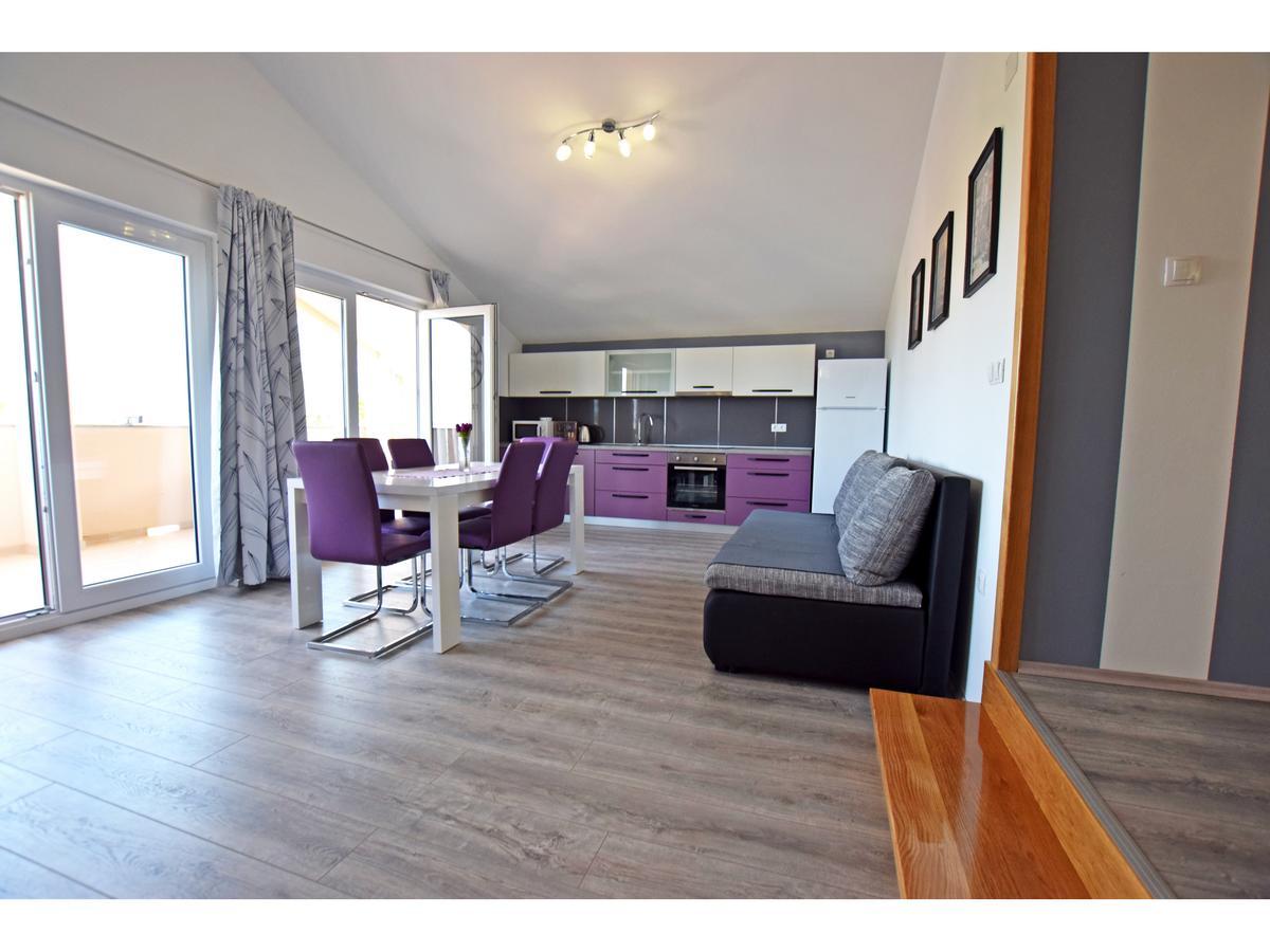 Apartman Branka Starigrad Paklenica Exterior foto